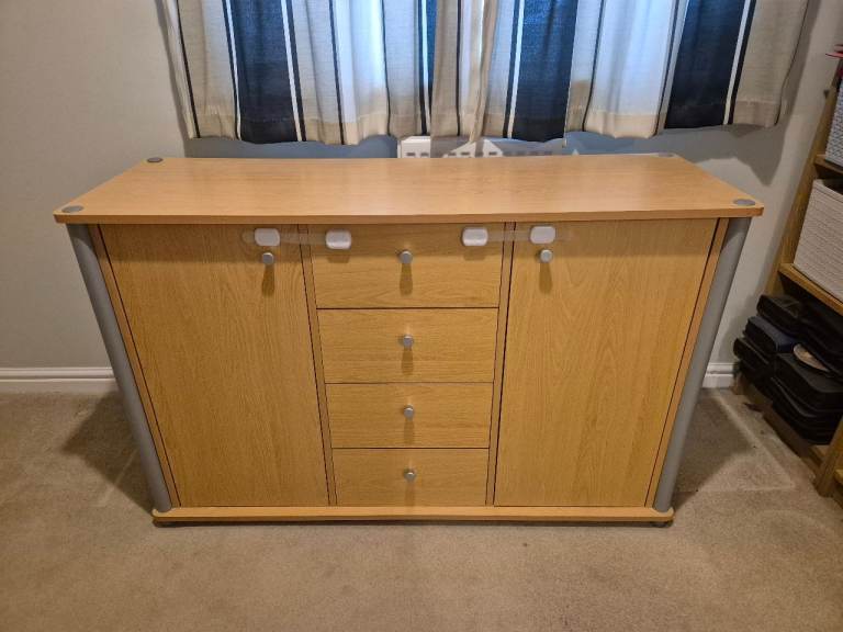 Free Sideboard Unit