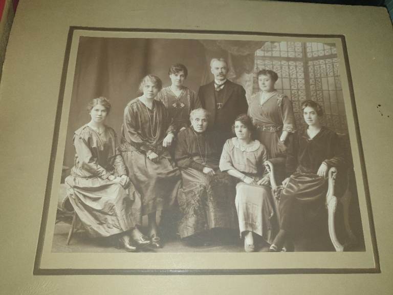 VINTAGE PHOTOGRAPHS CIRCA 1900 