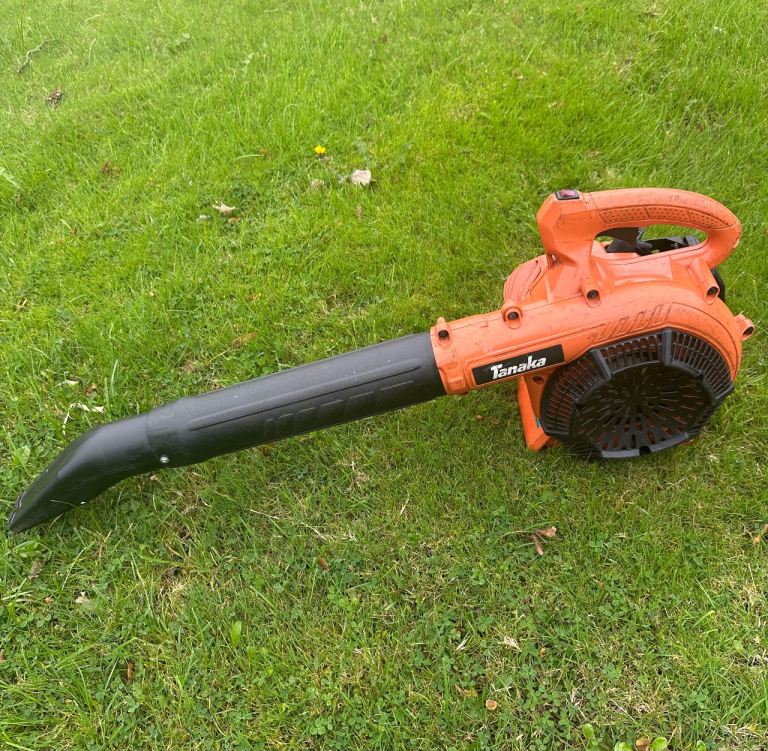 Tanaka 27cc handheld leaf blower PWO lawnmower mower trimmer garden tidy power tools 