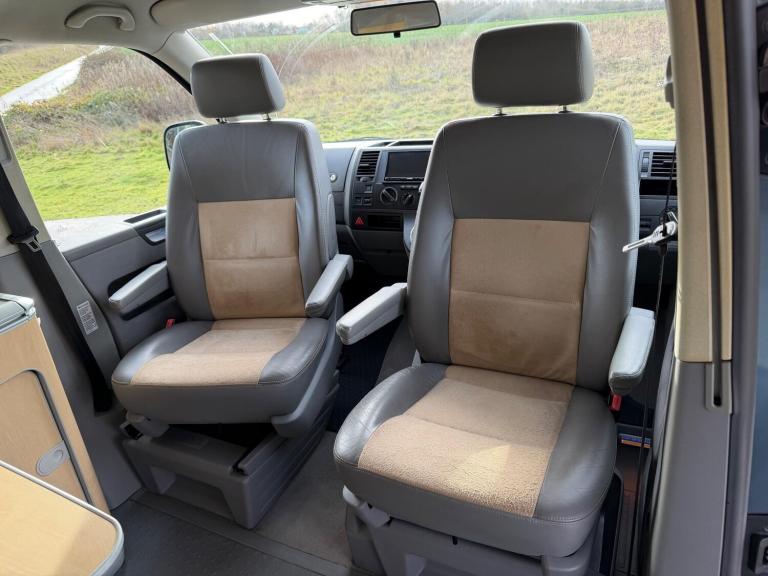 2008 Volkswagen TR-PORTER CALIF SE 174 A SE 174BHP DSG DIESEL Automatic