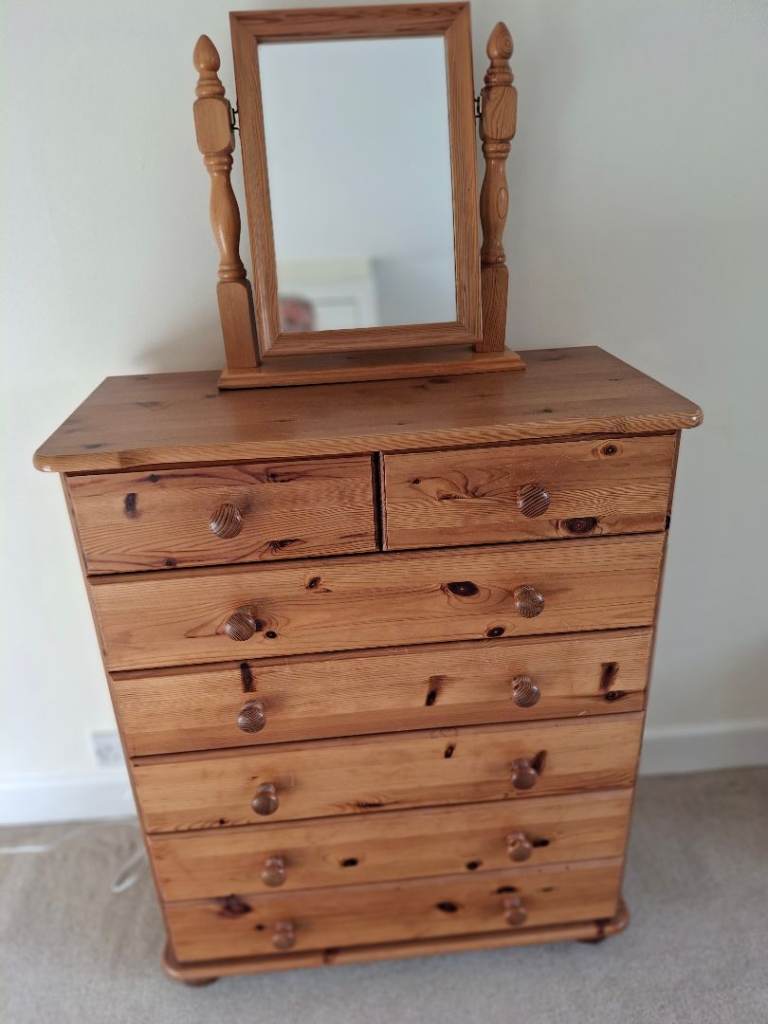 Pine Chest of drawers with mirror.