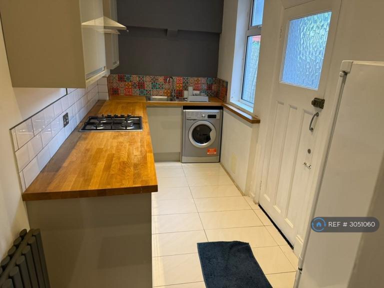 2 bedroom house in Wordsworth Road, Leicester, LE2 (2 bed) (#3051060)