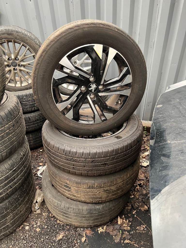 PEUGEOT 2008 2024 ALLOY WHEELS SET OF X4 (215/60/R17)