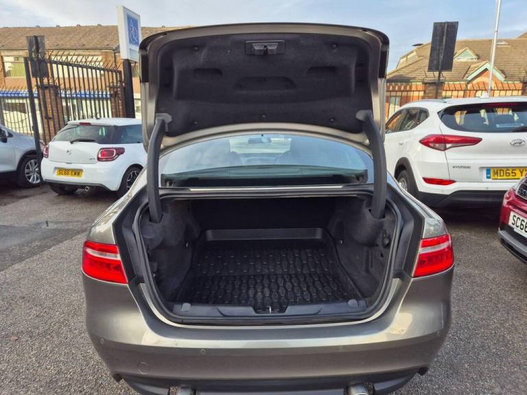 2017 Jaguar XE 2.0 Ingenium R-Sport 4dr Auto SALOON PETROL Automatic