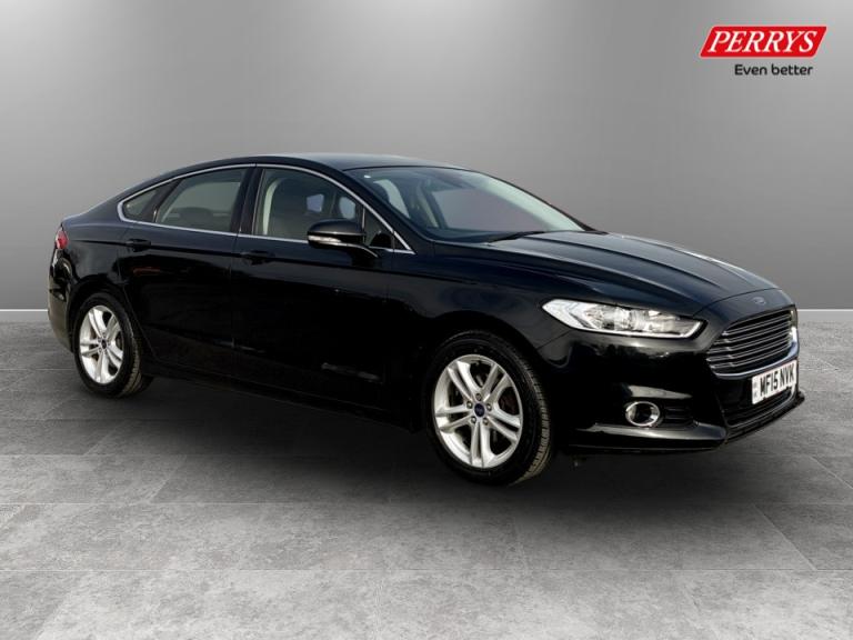 2015 Ford Mondeo 2.0 TDCi 180 Titanium 5dr Hatchback DIESEL Manual