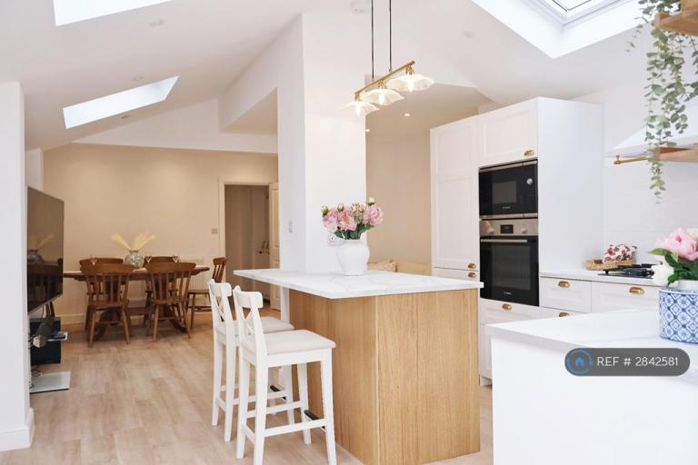 4 bedroom house in Oxford, Oxford, OX2 (4 bed) (#2842581)
