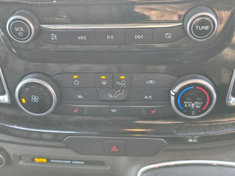 2021 Ford Transit Custom 2.0 EcoBlue 130ps Low Roof Limited Van PANEL VAN DIESEL Manual