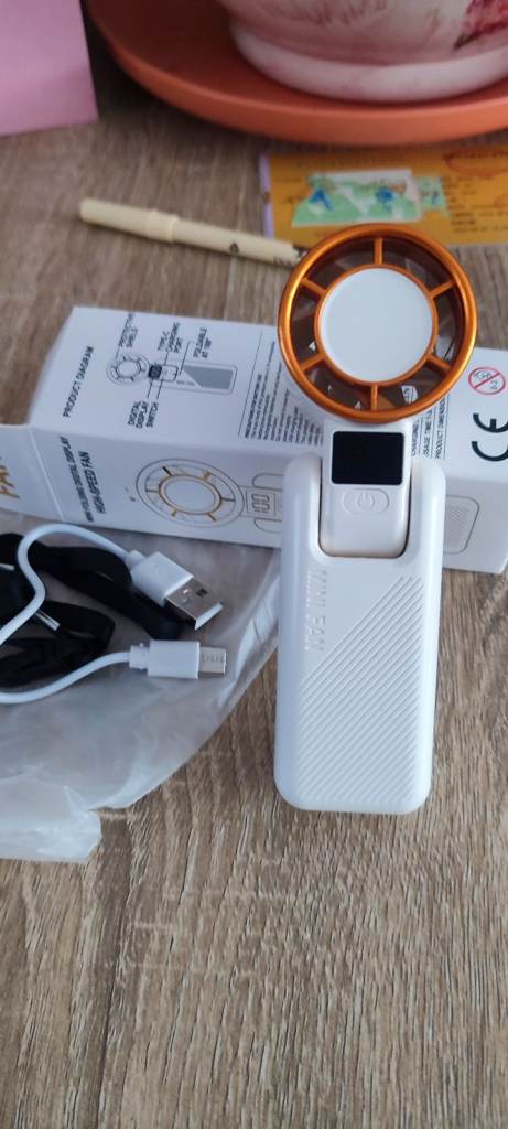 New Portable Mini Handheld USB Rechargeable Fan – White