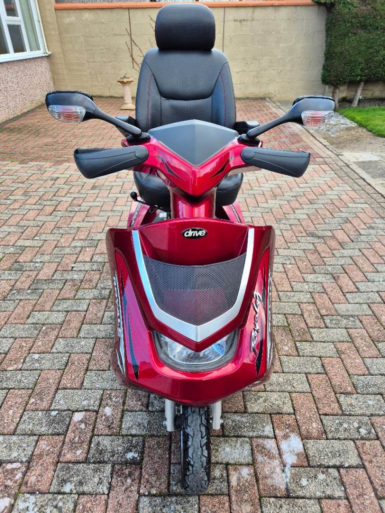 Electric scooter 