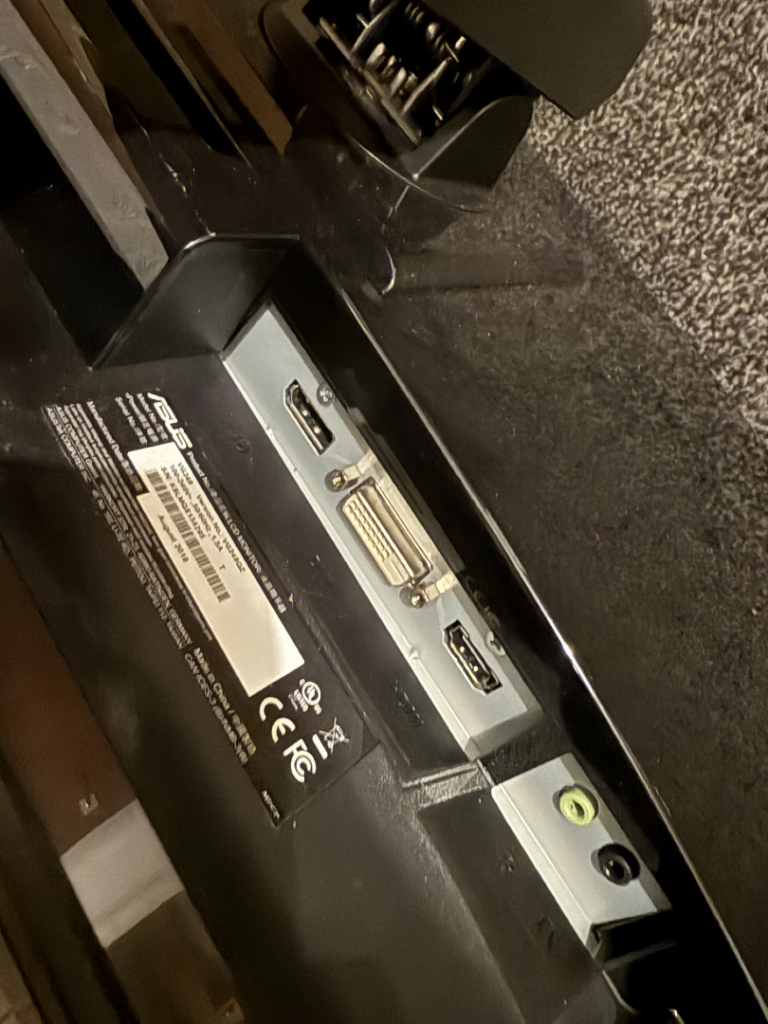 24 Inch ASUS Computer Monitor - Good Condition