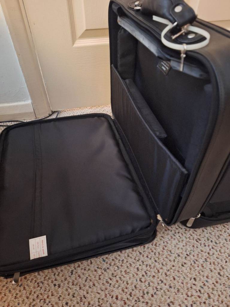 Laptop Briefcase by Safeport Protection Systems.