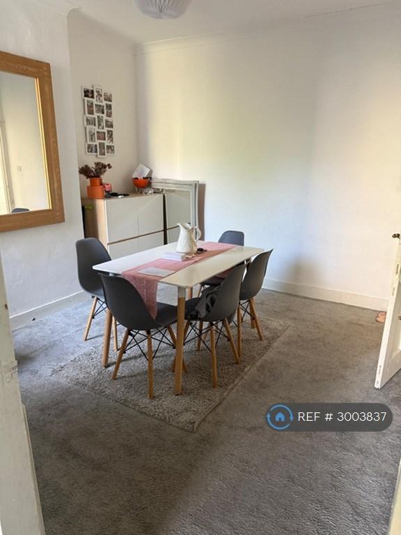 4 bedroom house in Chasefield Road, London, SW17 (4 bed) (#3003837)