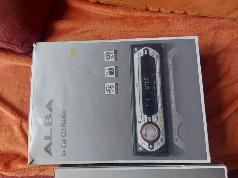 Two brand new car cd radio 