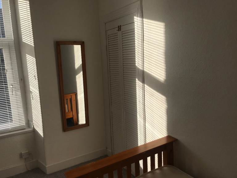 One room to rent close to Dundee city centre and Dundee University/Abertay University