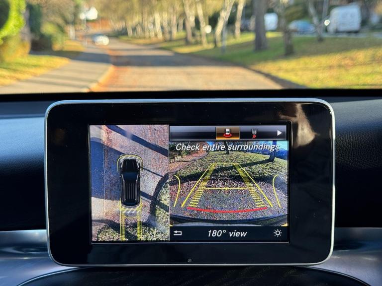 2019 Mercedes-Benz GLC 2.0 GLC250 AMG Line (Premium) SUV 5dr Petrol G-Tronic+ 4MATIC Euro 6 (s/s)...