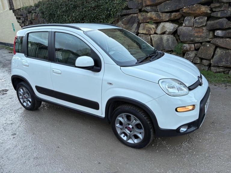2014 Fiat Panda 0.9 TwinAir [85] 4x4 5dr HATCHBACK PETROL Manual