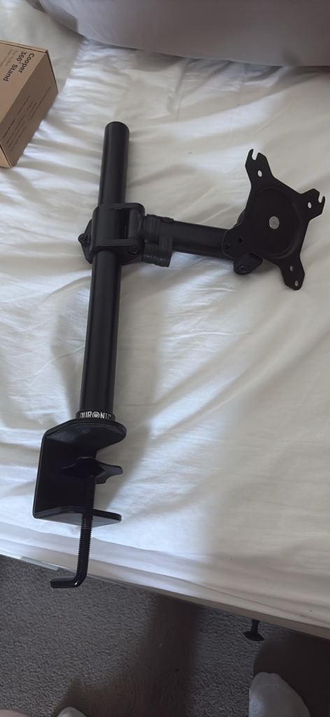 Gawfolk Computer Monitor with Desk Mount – As Good As New