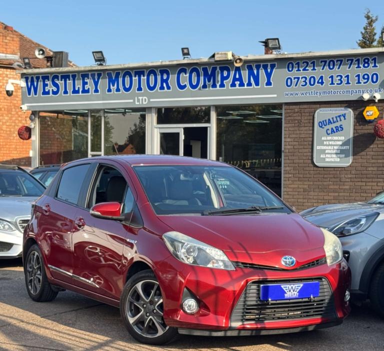 2014 Toyota Yaris 1.5 VVT-h Trend Hatchback 5dr Petrol Hybrid CVT Euro 5 (101 ps) Hatchback Hybri...