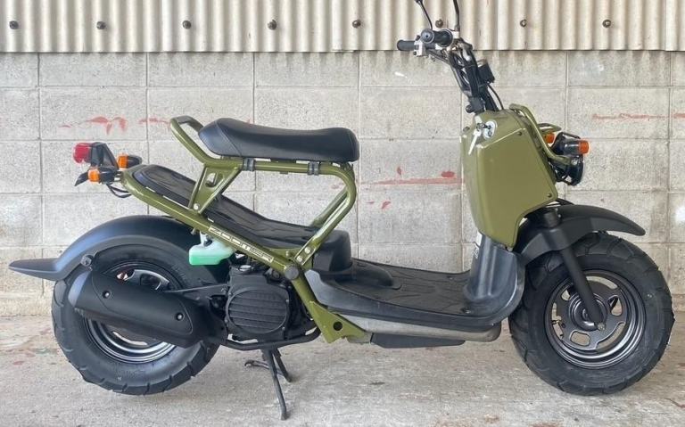 2004 JDM Honda Zoomer 50 in olive green
