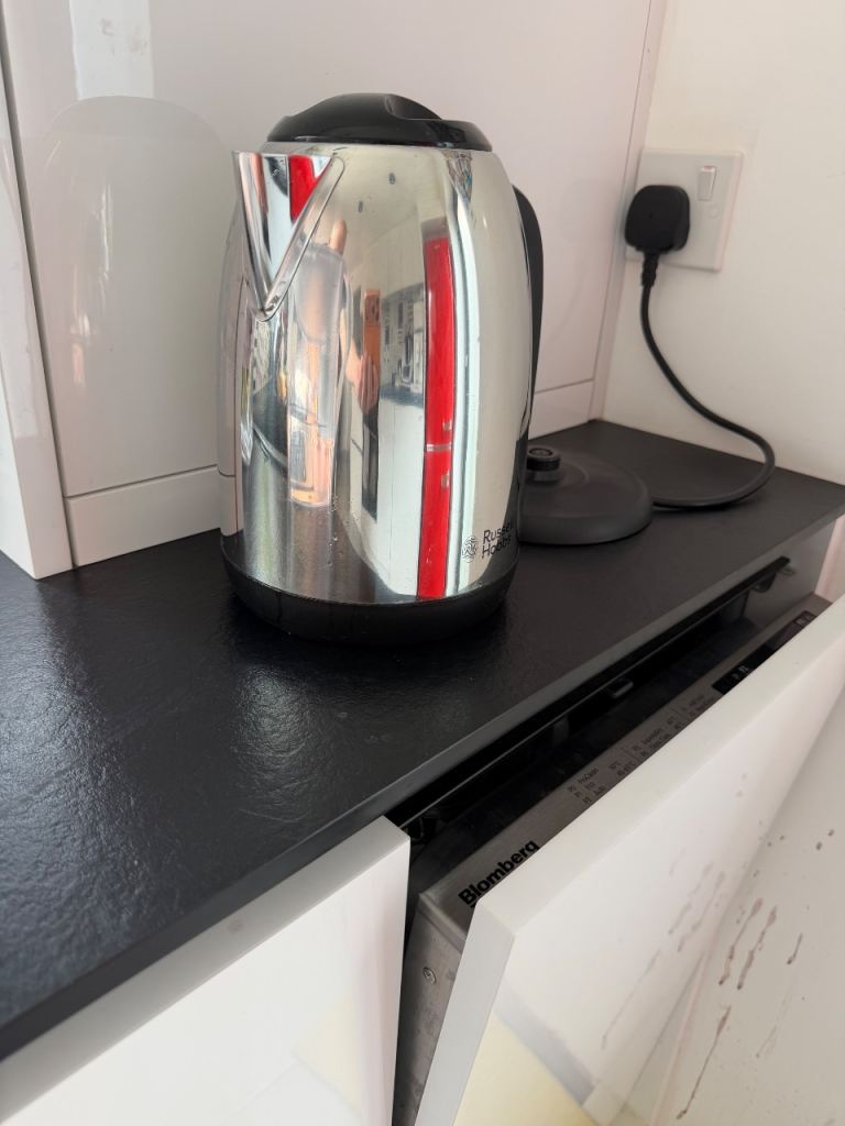 Kettle Russell Hobbs - Stainless Steel