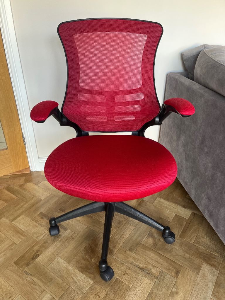 Marlos mesh red office chair