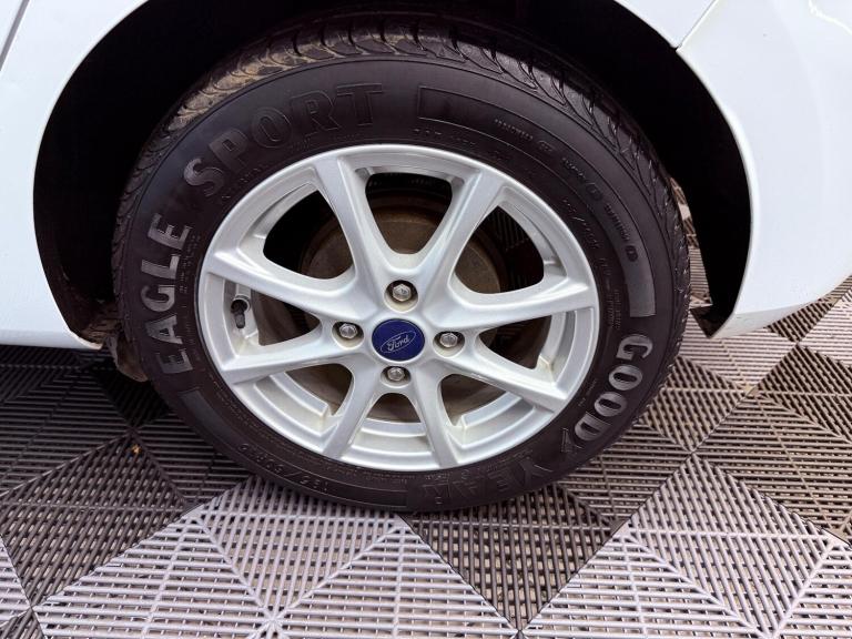 2017 Ford Fiesta 1.5 TDCi Zetec Euro 6 (s/s) 5dr HATCHBACK Diesel Manual