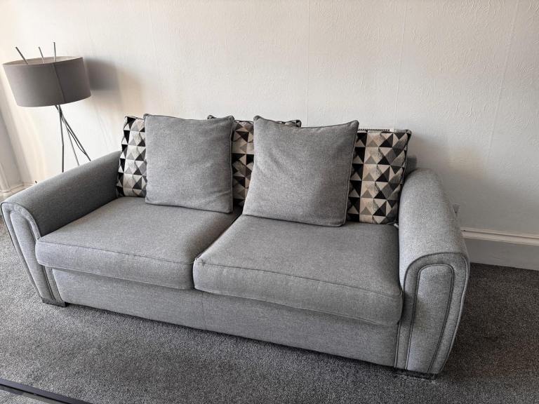 Grey 4 Seater Sofa with Snuggle Chair