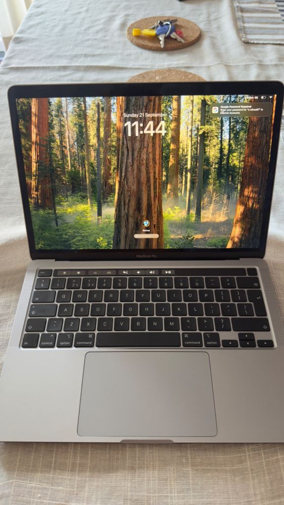 image for MacBook Pro 13 - 2020 - As good as new