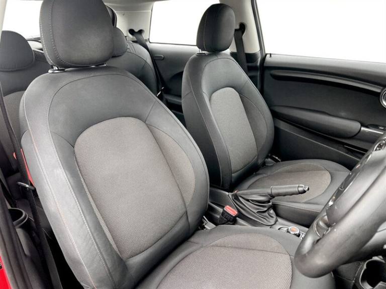 2020 MINI Hatch 1.5 One Classic II 3dr Auto HATCHBACK PETROL Automatic