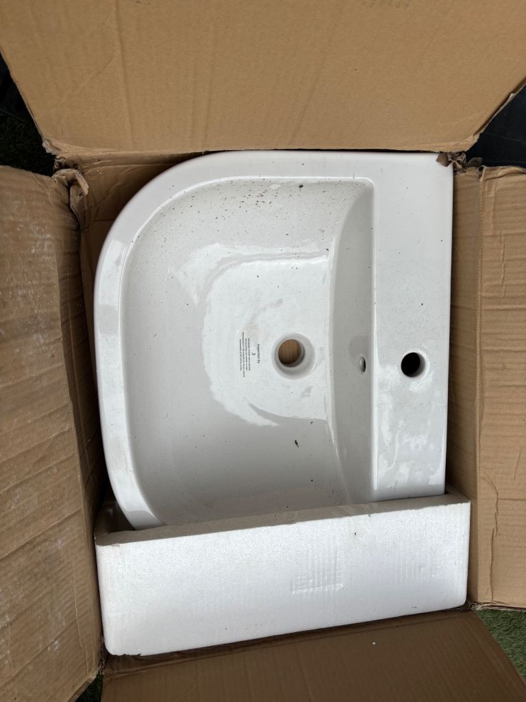 image for Bath store basin 