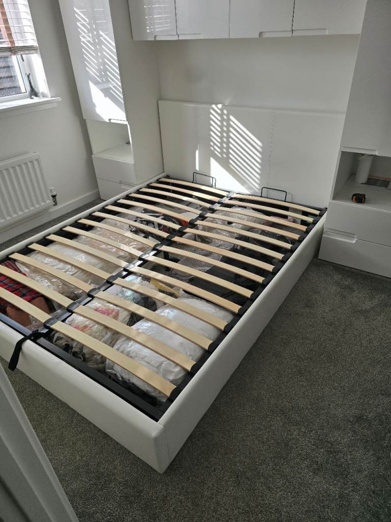 Faux Leather automan king bed