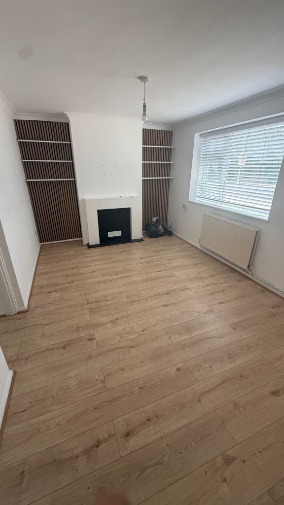 1 bedroom flat 