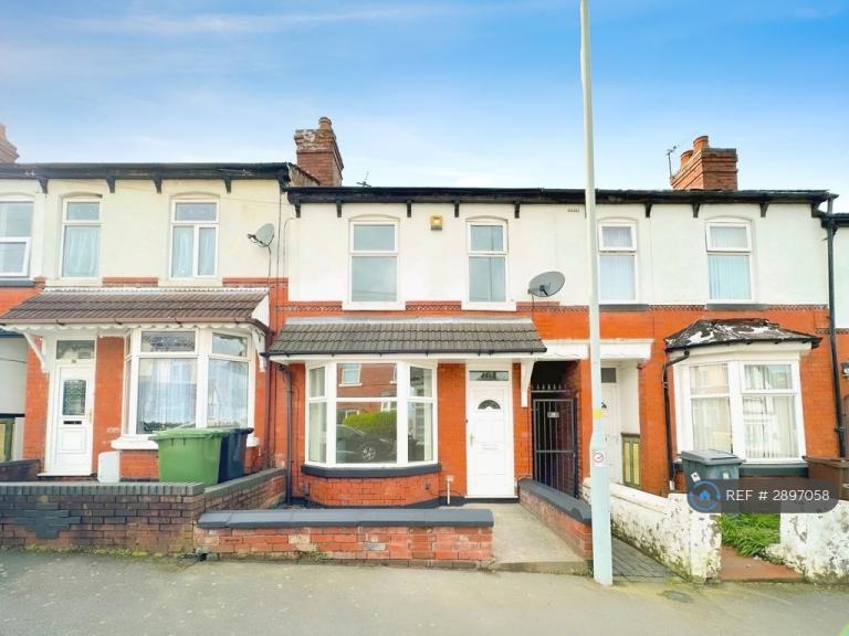 4 bedroom house in Fowler Street, Wolverhampton, WV2 (4 bed) (#2897058)