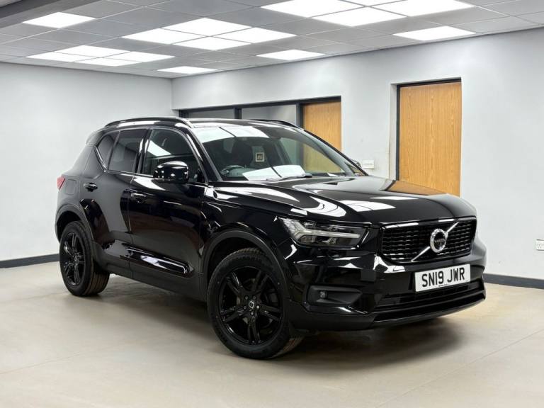 2019 19 VOLVO XC40 2.0 D4 R-DESIGN SUV 5DR DIESEL AUTO AWD EURO 6 (S/S) (190 PS)