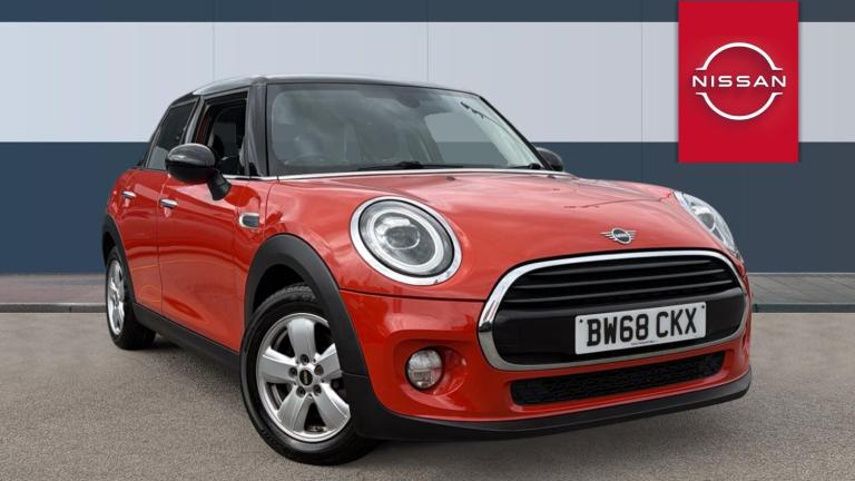 2018 MINI Hatch 1.5 Cooper Classic II 5dr Petrol Hatchback Hatchback Petrol Manual