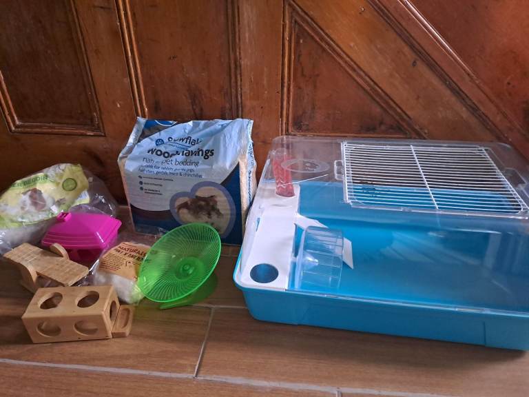 Hamster cage and accessories free