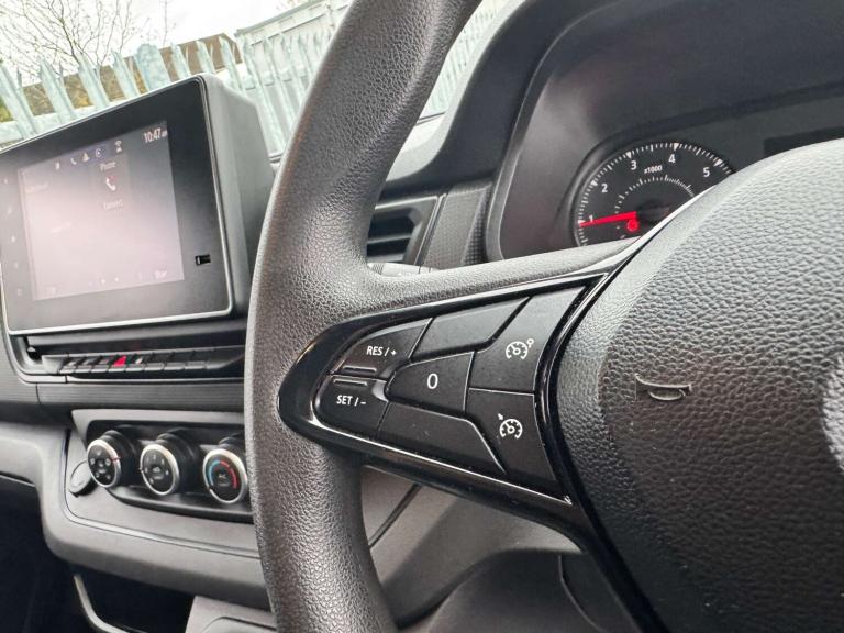 2023 Renault Trafic SL28 Blue dCi 130 Business+ Van PANEL VAN DIESEL Manual