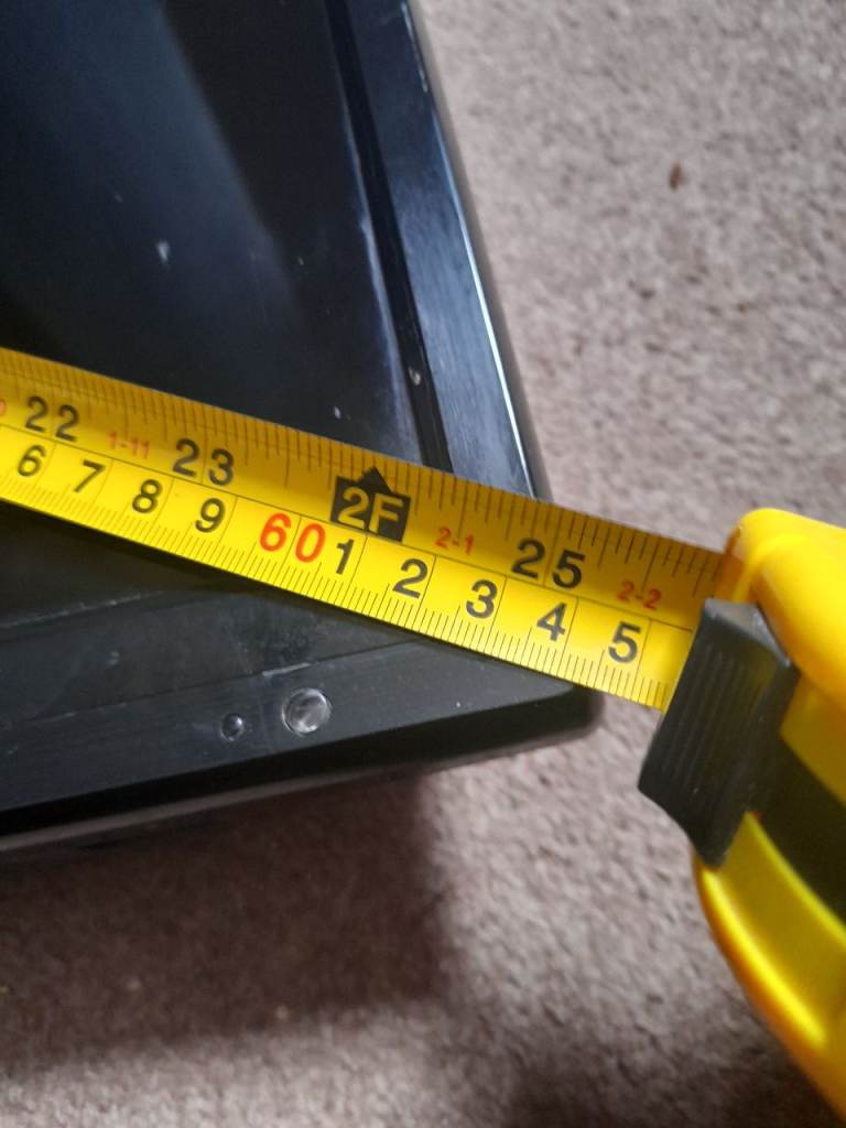 26-inch SEIKI TV/DVD Combi in Good Condition