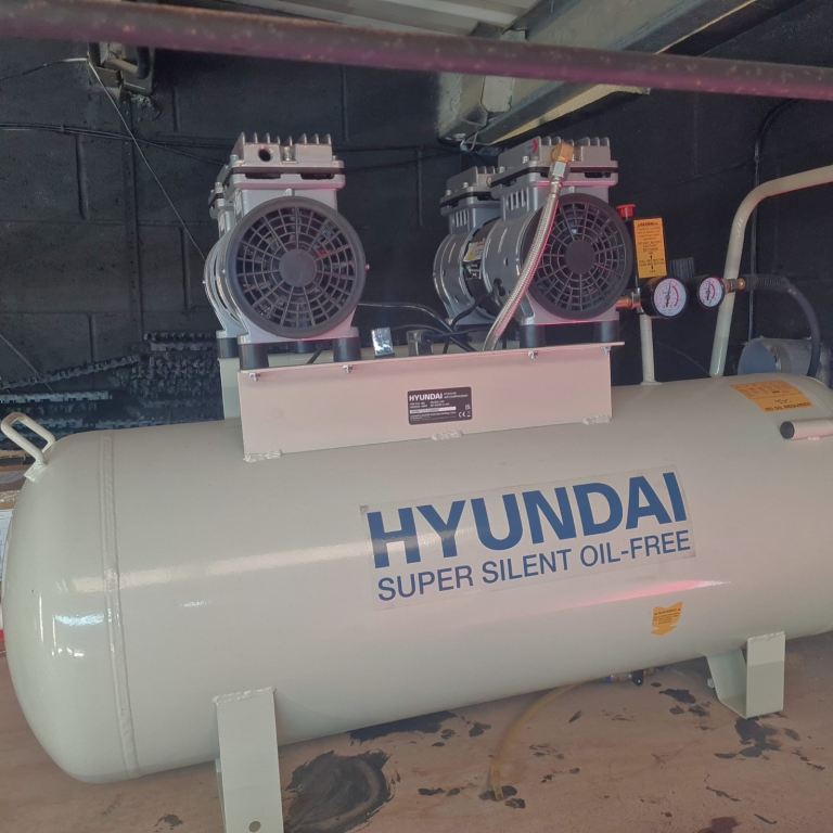 Hyundai HYC100L Oil Free Low Noise Electric Air Compressor 11CFM