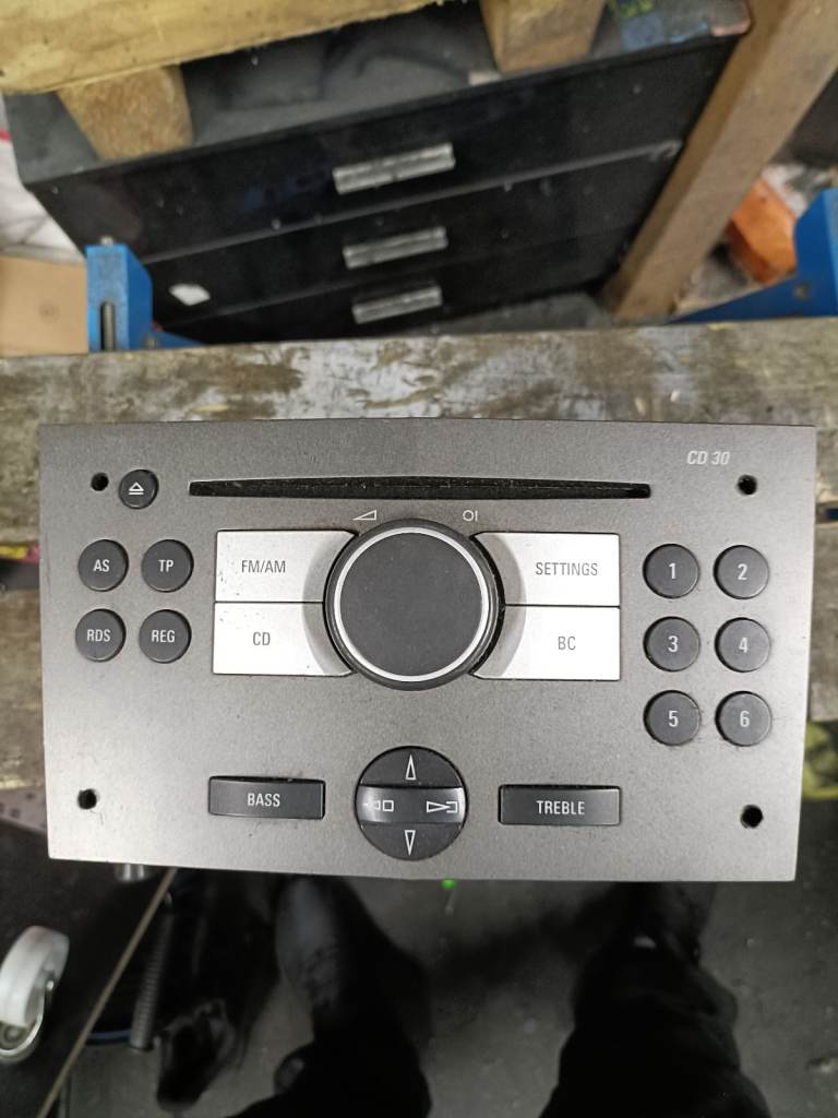 UNTESTED Vauxhall Opel Radio