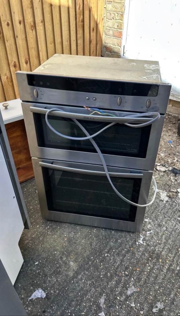Integrated double oven