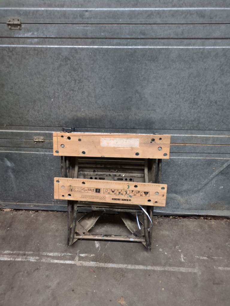 Portable workbench - free