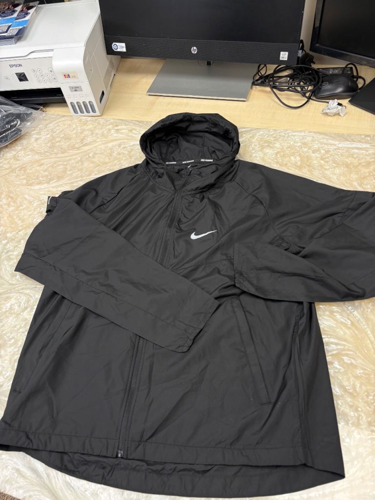 Nike Running Windbreaker Jacket - Black, Size S