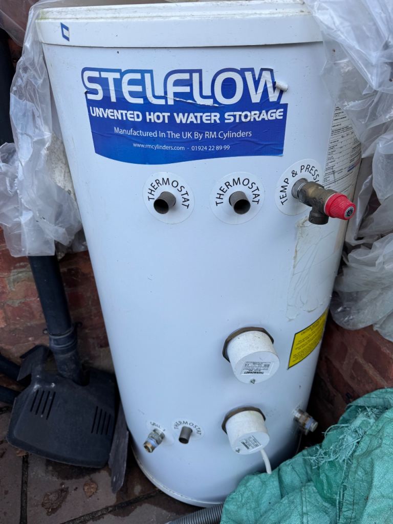 Stelflow Water Storage Tank £200 ONO