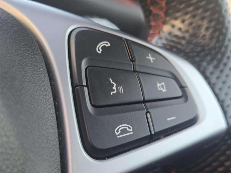 2016 Mercedes-Benz GLA GLA 220d 4Matic AMG Line 5dr Auto [Prem Plus] ESTATE DIESEL Automatic