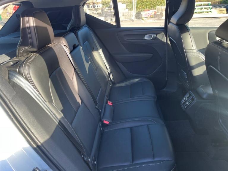 Volvo, XC40, Estate, 2019, Semi-Auto, 1969 (cc), 5 doors