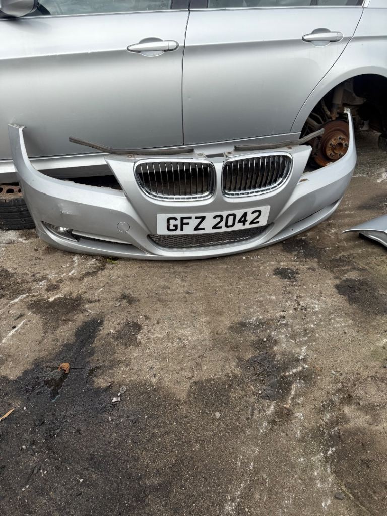 Bmw e90 3 series front bumper and front wings 