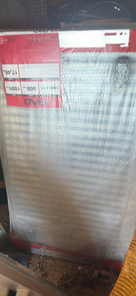 New White Radiator - Still in Packaging 600 1000