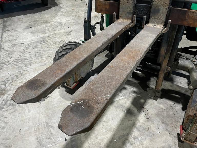 2015 MOFFETT M5 25.3 