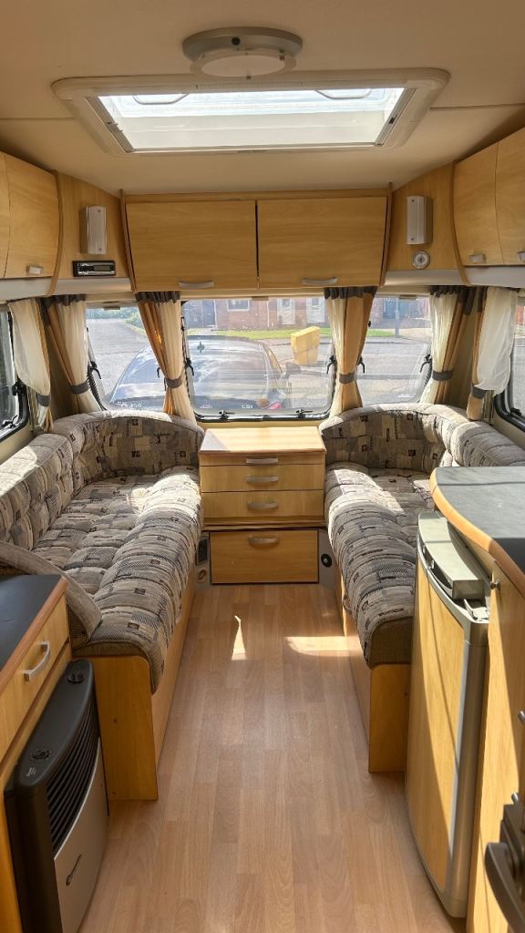 Cruach Morven 2008 - 2 Berth Caravan with Motor Mover
